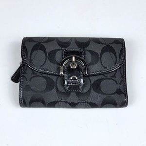 big coach wallet